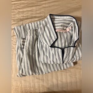 Victoria's Secret Blue & White
Striped Modal Pj set
